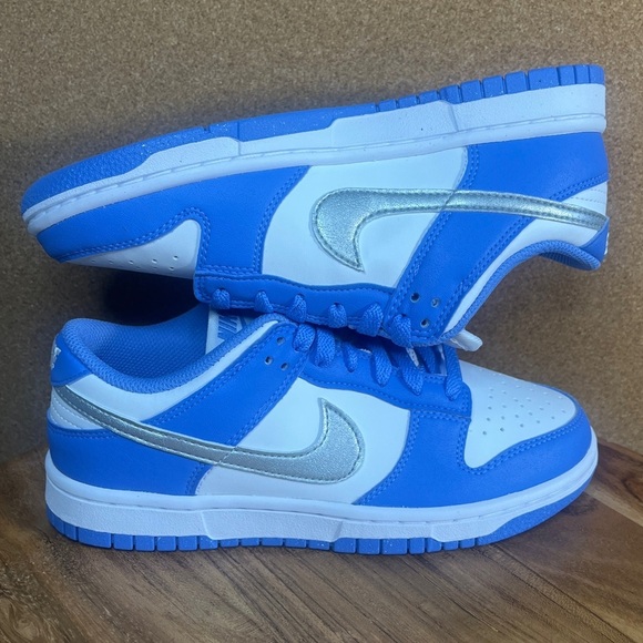 Nike
Dunks
Royal pulse
Brand new - Picture 8 of 10
